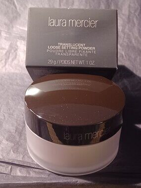 Laura Mercier Translucent Loose Setting Powder